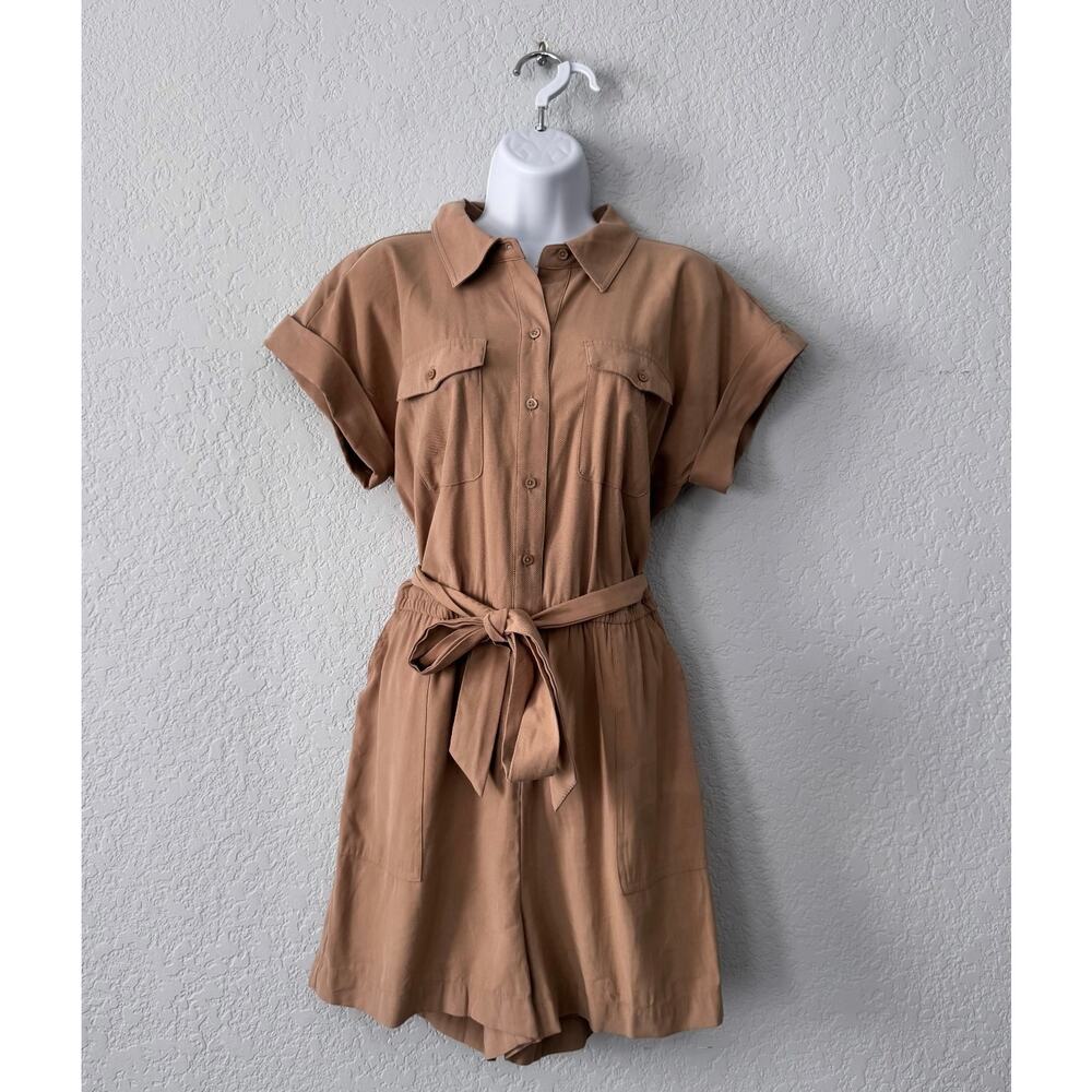 simply vera wang beige belted utility short sleeve shorts romper size medium